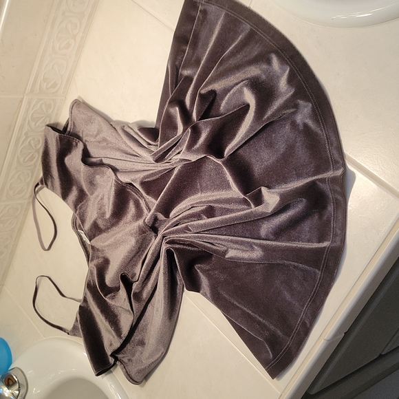 Old Navy Soft Velvety Dark Grey Tank Top - Picture 5 of 8